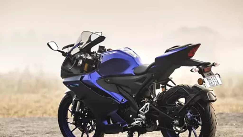 Yamaha R15